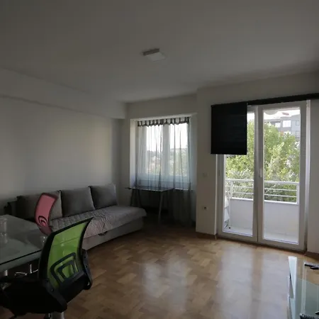 Apartment Studio Art