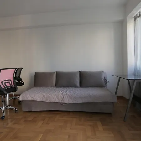 Studio Art Apartment *